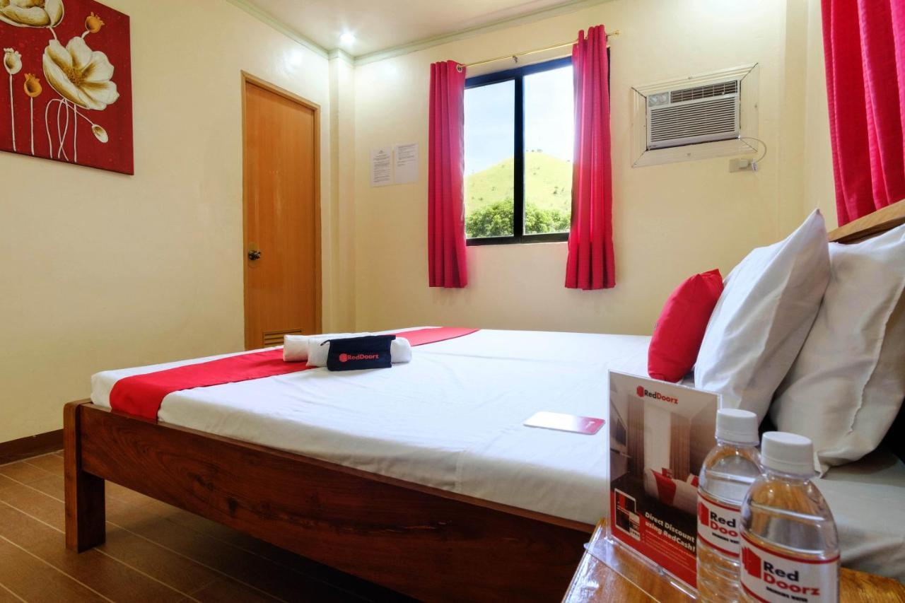 Reddoorz @ Poblacion 6 โกรอน ภายนอก รูปภาพ