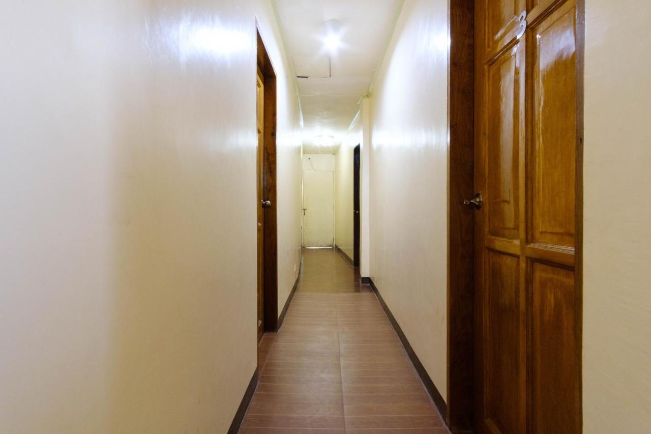 Reddoorz @ Poblacion 6 โกรอน ภายนอก รูปภาพ