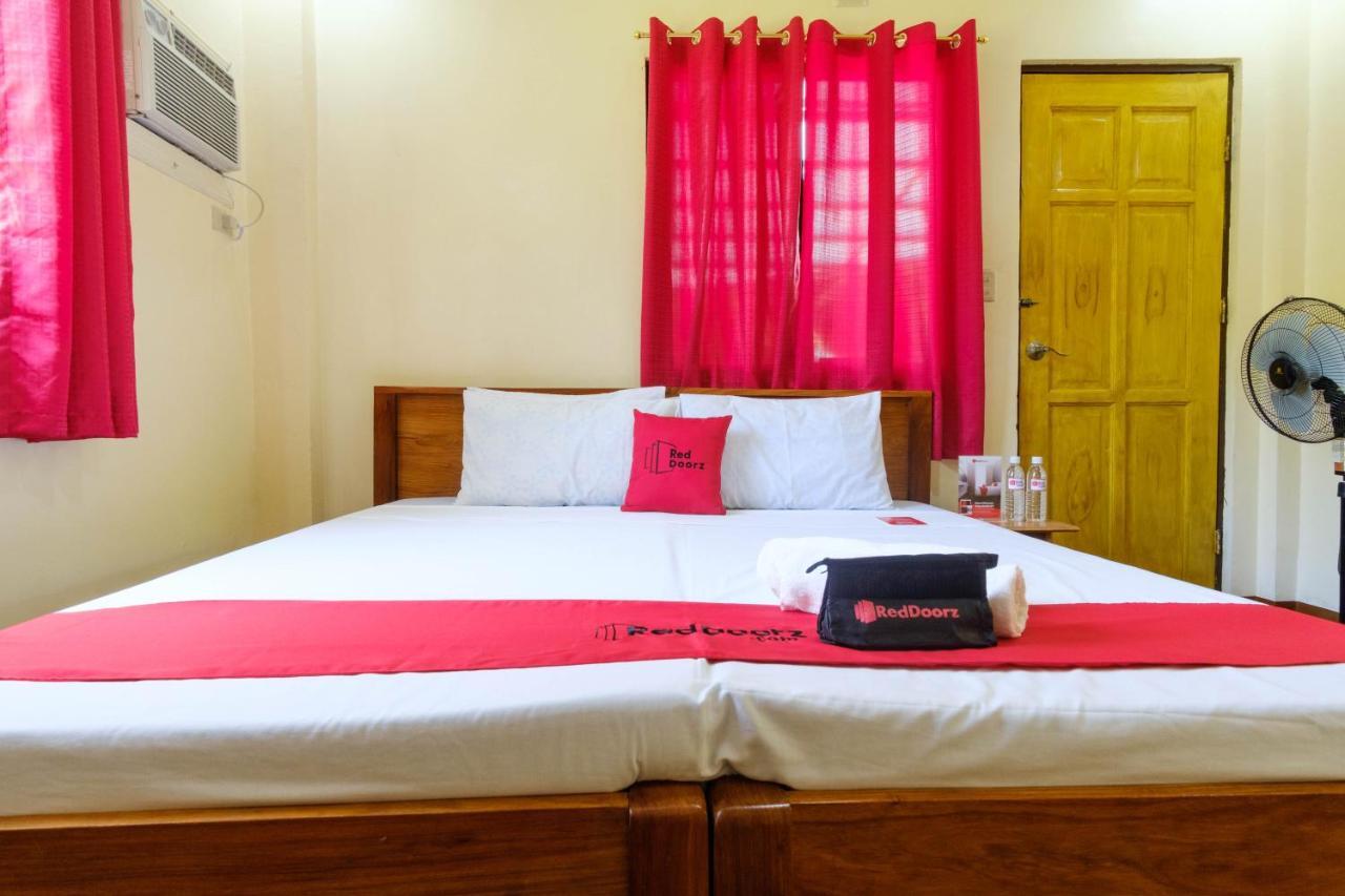 Reddoorz @ Poblacion 6 โกรอน ภายนอก รูปภาพ